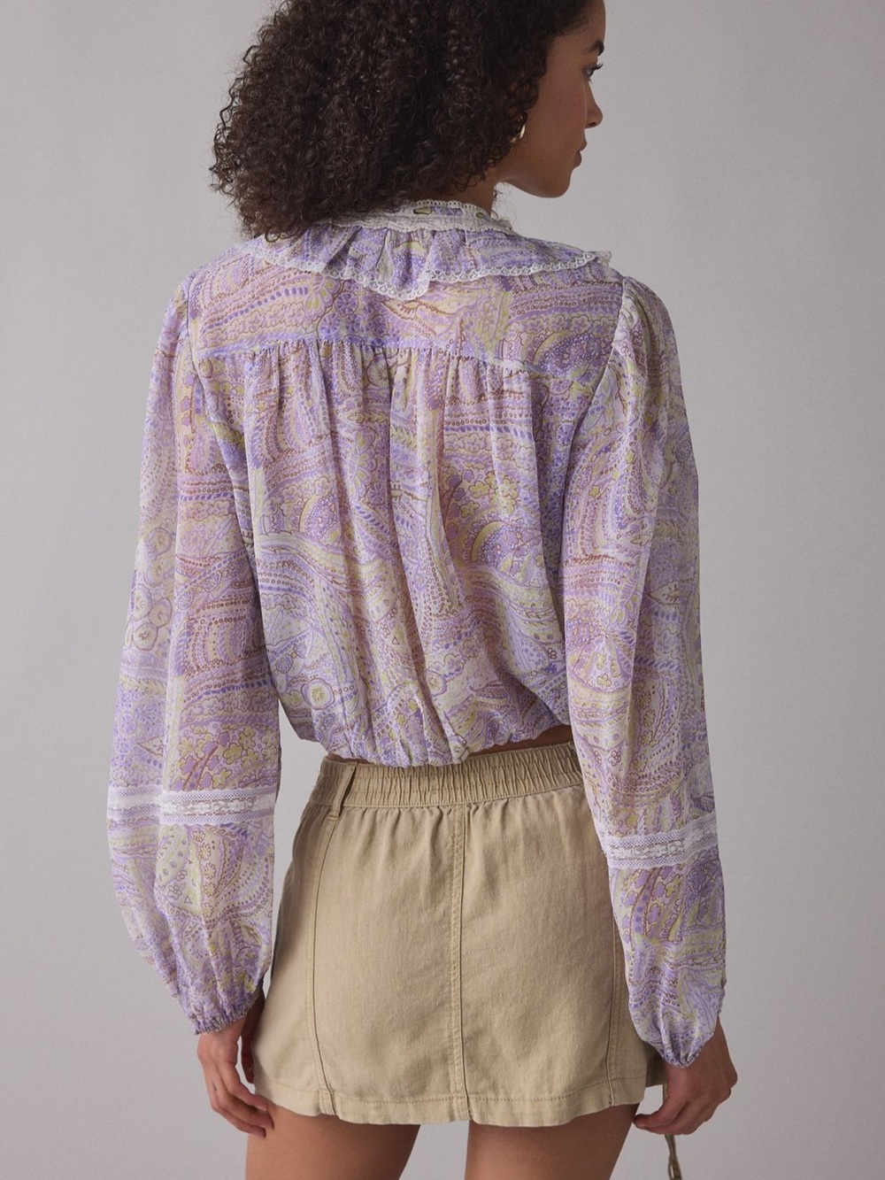 NWT Urban Outfitters Cecelia Sheer Lace Trim Ruffle Long Sleeve Blouse - Picture 2 of 6